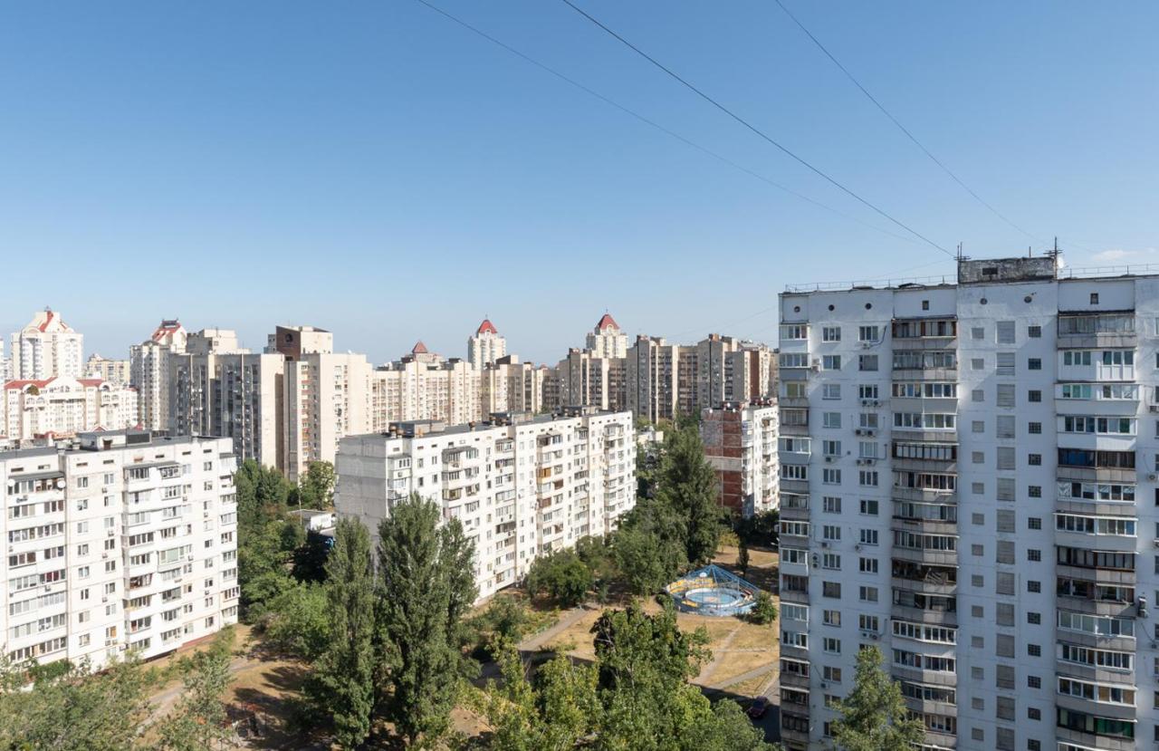 Чудова Квартира Для Відпочинку І Роботи На Оболоні Κίεβο Εξωτερικό φωτογραφία
